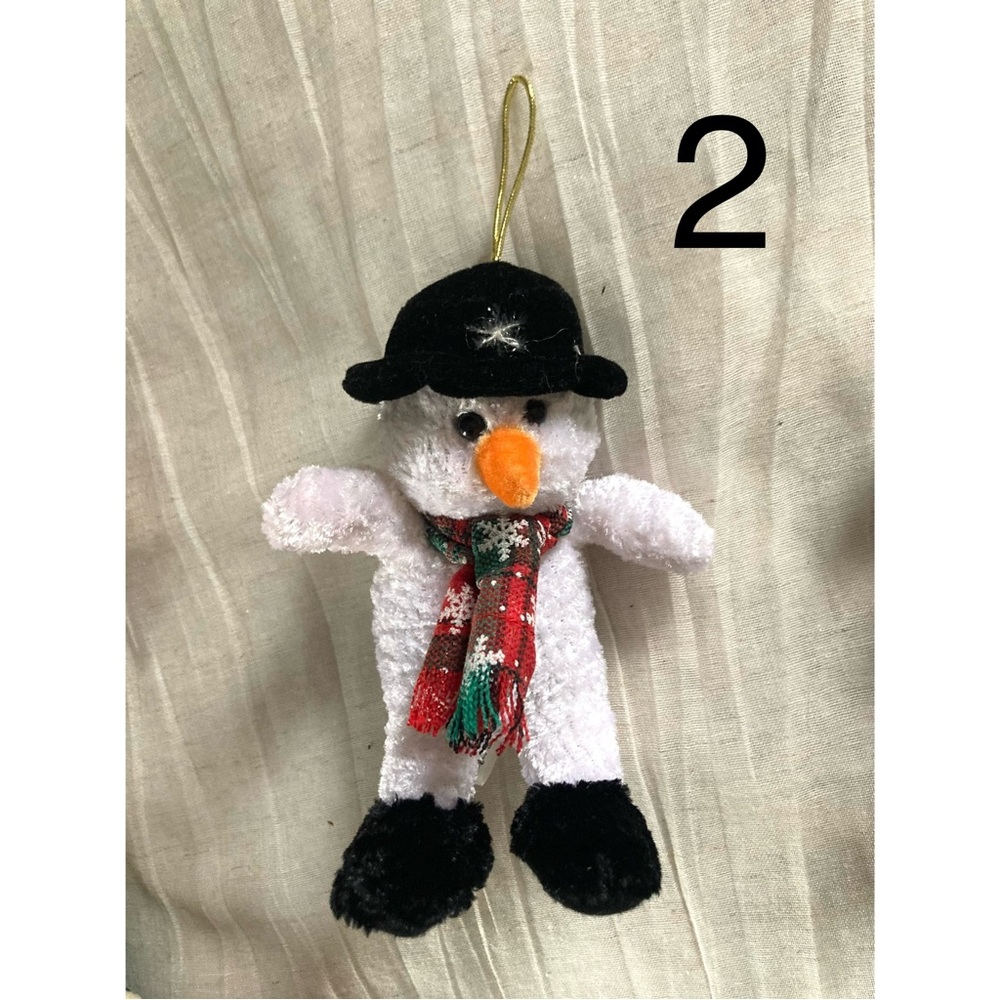 🎁 FREE Plush Holiday Ornament with Purchase! 🎁 - Picture 4 of 13